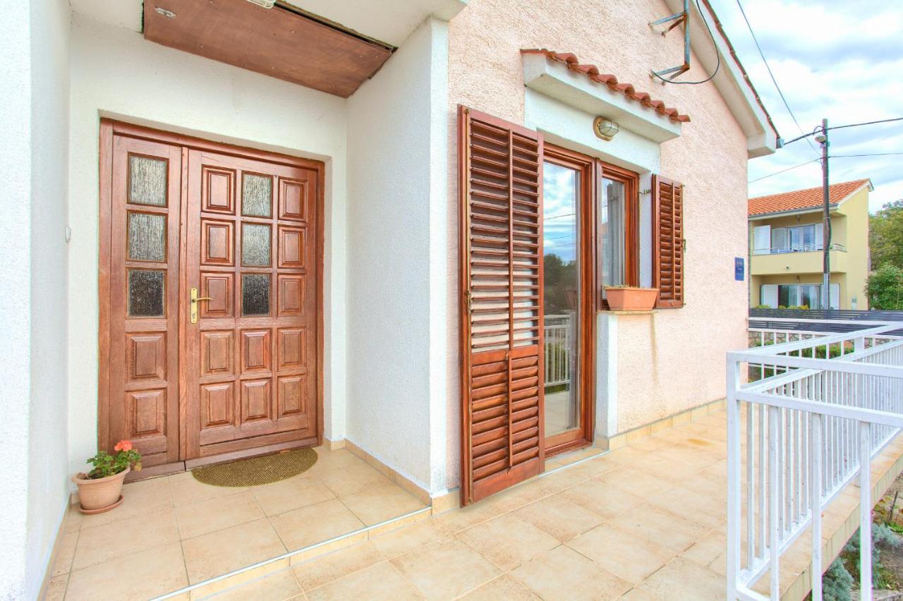 Rasopasno Apartment With Terrace And Private Parking Екстер'єр фото