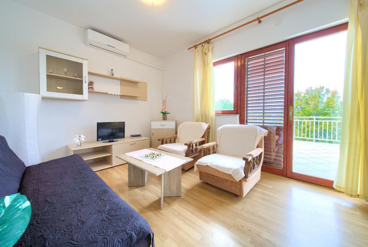 Rasopasno Apartment With Terrace And Private Parking Екстер'єр фото