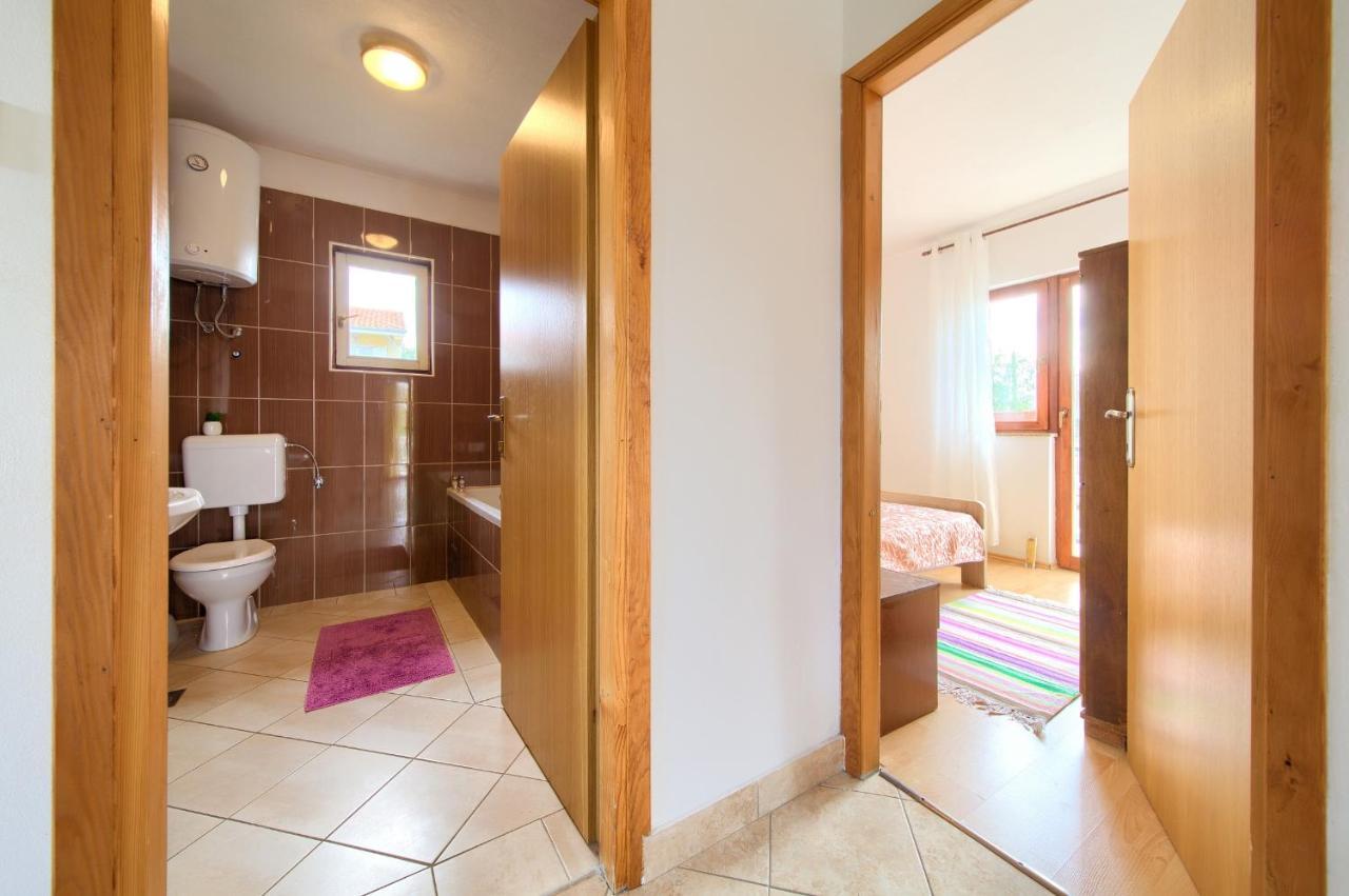 Rasopasno Apartment With Terrace And Private Parking Екстер'єр фото