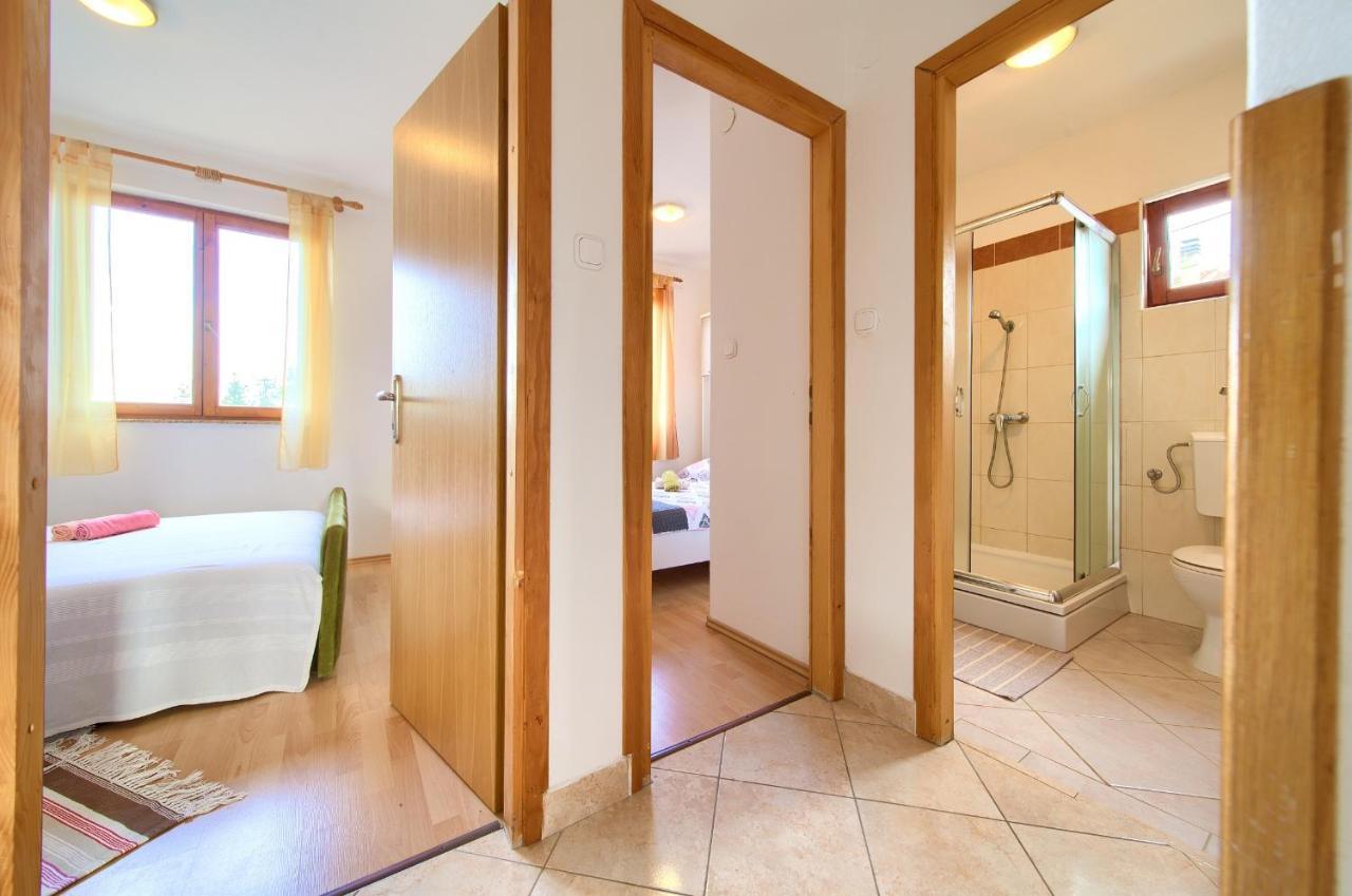 Rasopasno Apartment With Terrace And Private Parking Екстер'єр фото